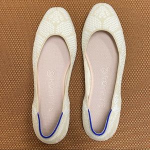 Rothy’s Lily print Square flat